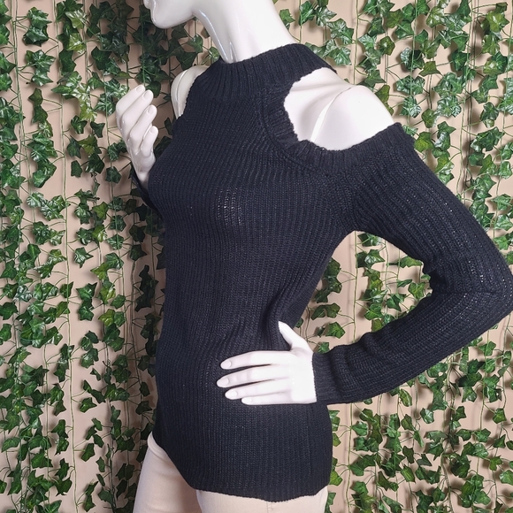 Magazine Women's Knit Acrylic Peekaboo Cold Shoulders Black Sweater - Picture 2 of 12